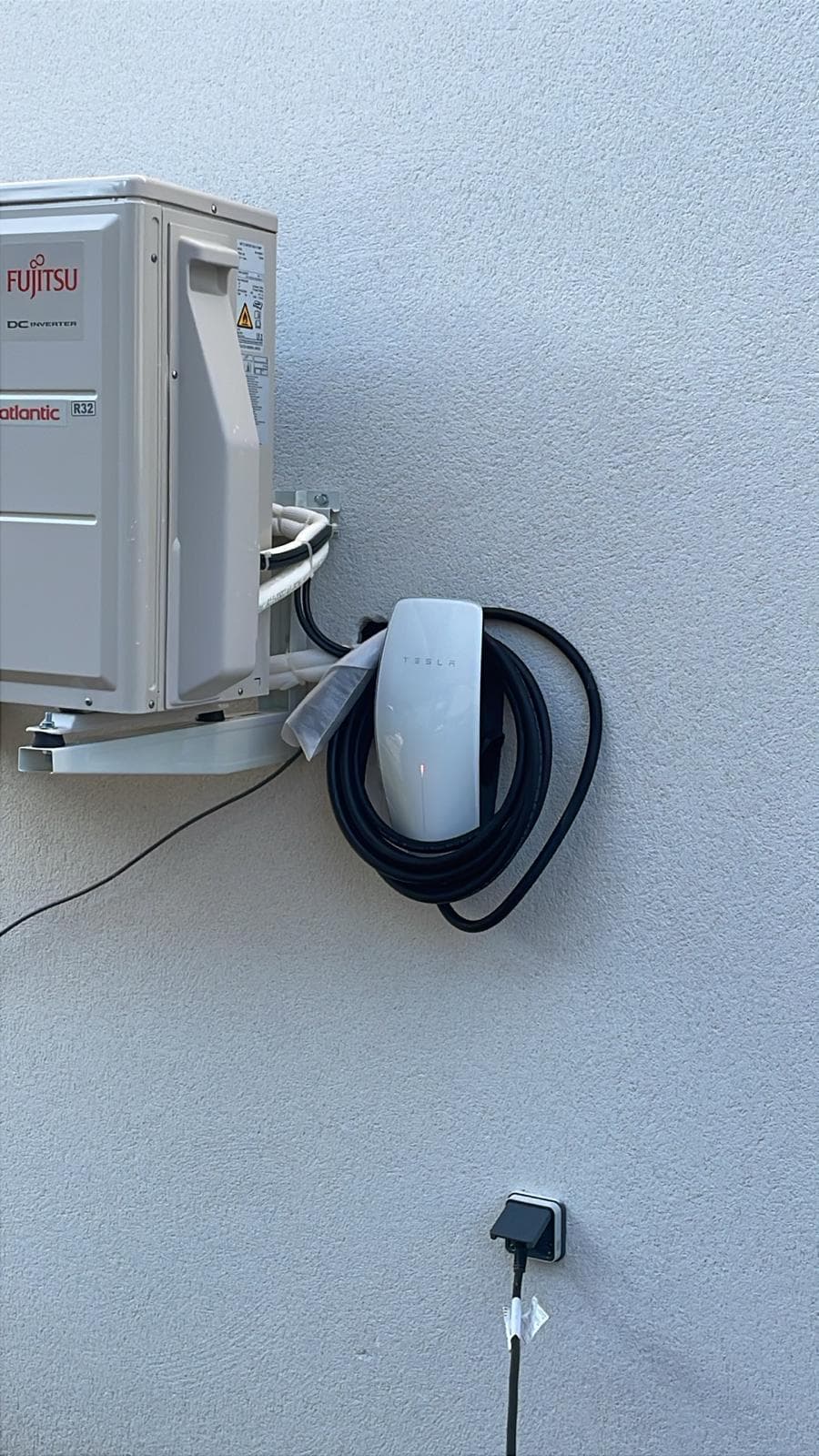 Borne de recharge et climatisation