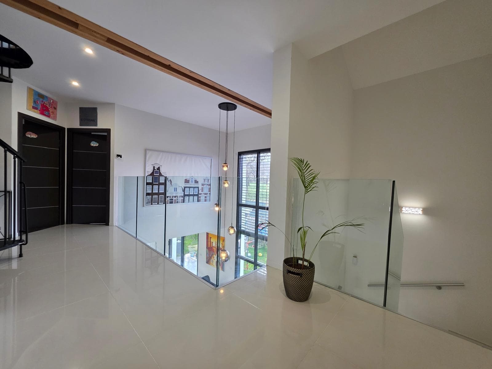 Palier et luminaires