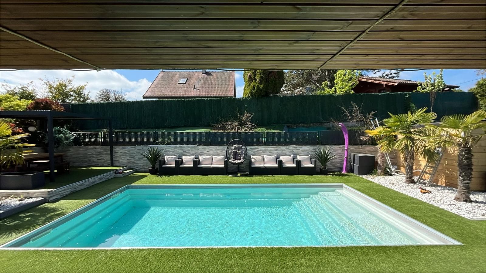 Piscine vue arrière