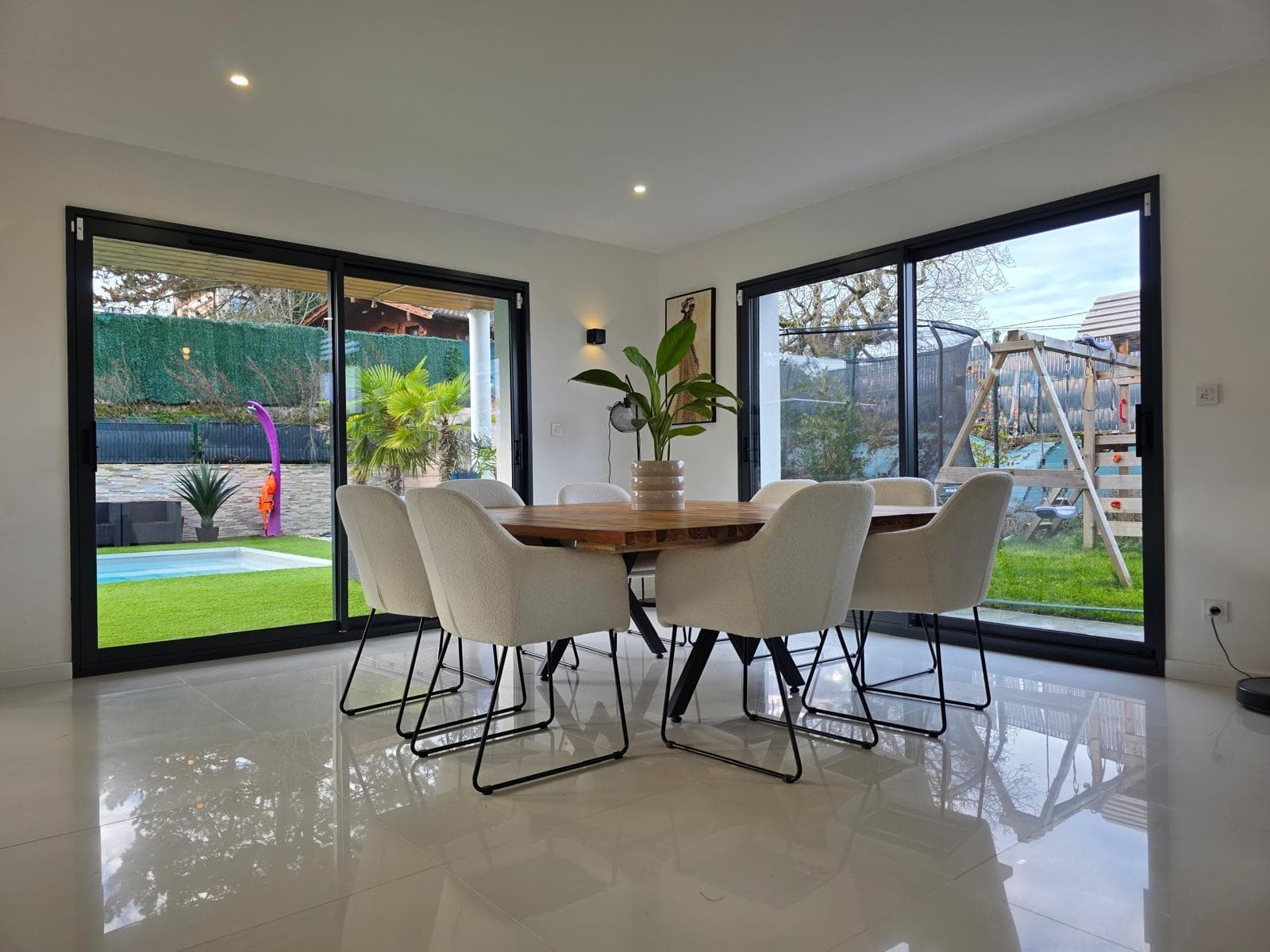 Salle à manger ronde